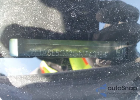 2016 BMW 320I xDrive z USA, uszkodzony, nr VIN WBA8E5G52GNT40134